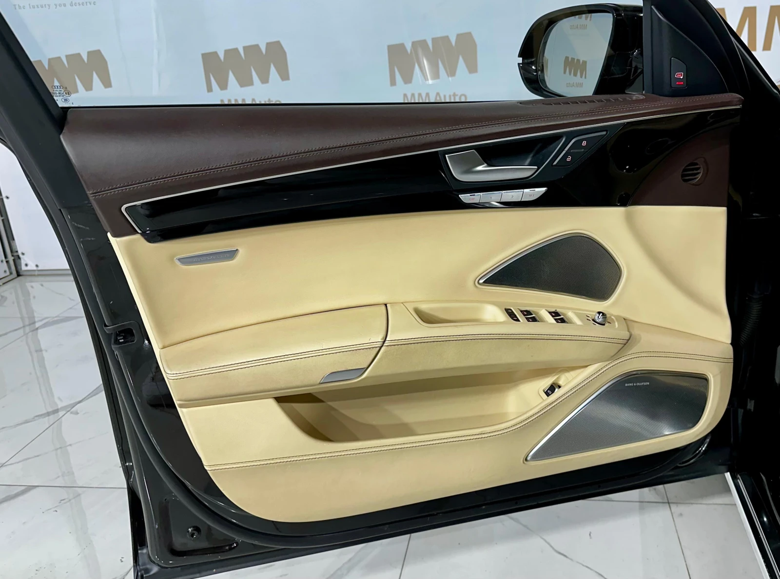 Audi A8 L 4.2 TDi* Quattro* Ceramic* B&O* Pano* HuD* Massa | Mobile.bg   11