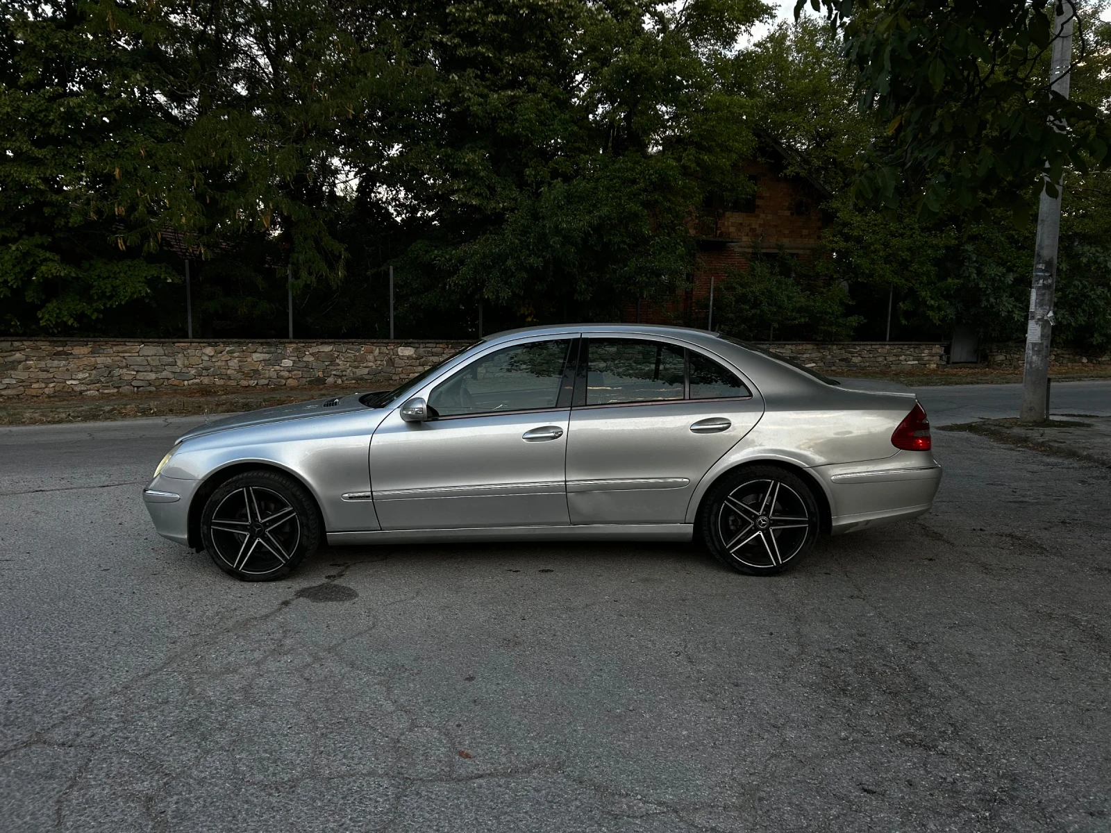 Mercedes-Benz E 320 204к.с* ПОДГРЕВ* НАВИГАЦИЯ* АВТОМАТИК*  - изображение 8