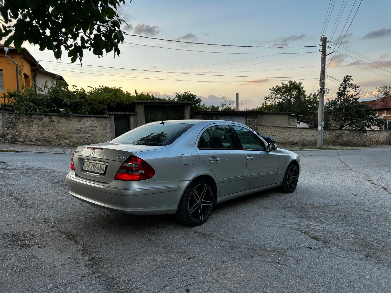 Mercedes-Benz E 320 204к.с* ПОДГРЕВ* НАВИГАЦИЯ* АВТОМАТИК*  - изображение 5