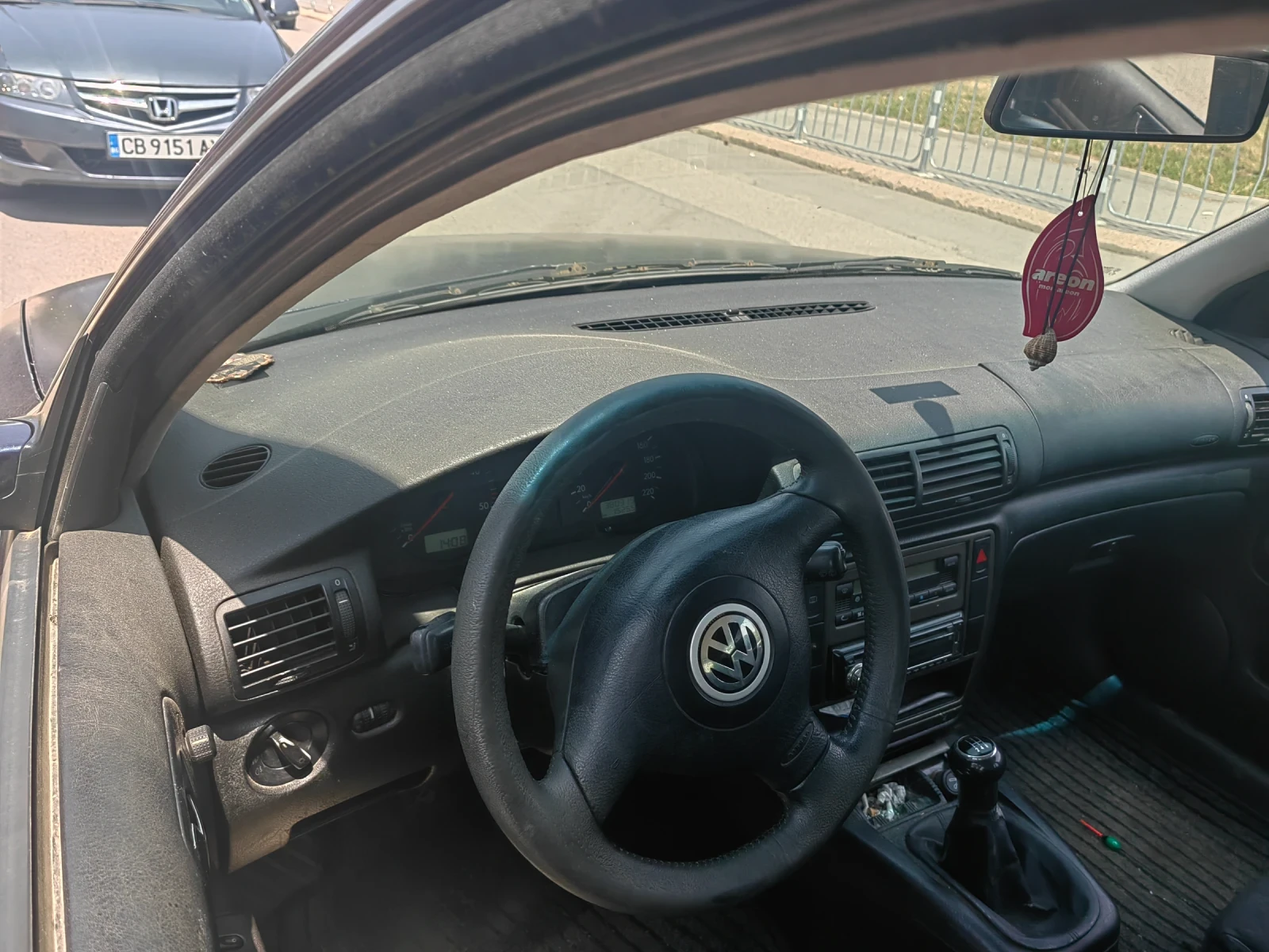 VW Passat 1.9 tdi 110 к.с. - изображение 3