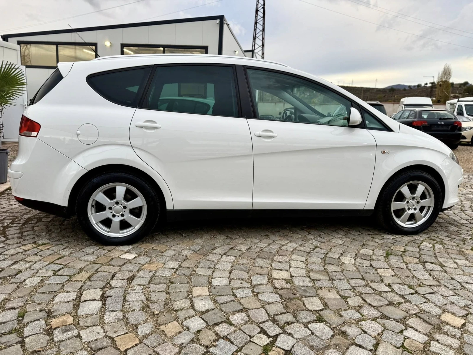 Seat Altea XL 2.0 AВТОМАТИК - изображение 6