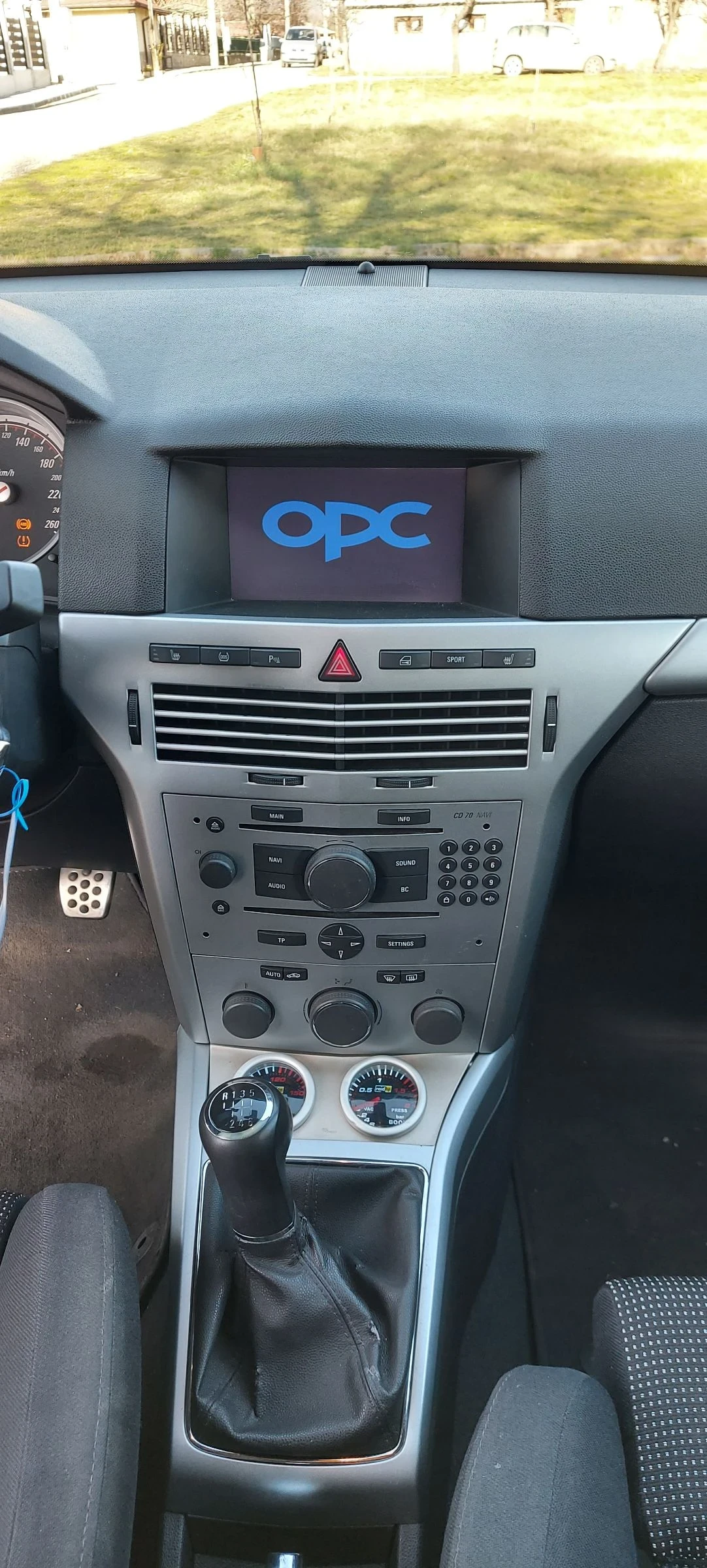 Opel Astra Gtc Turbo, снимка 7 - Автомобили и джипове - 53772025