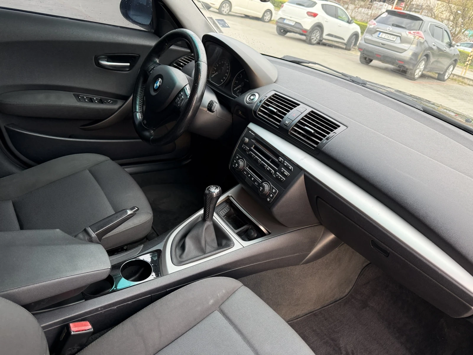 BMW 116 i ТОП Напълно обслужена! 6скорости, снимка 14 - Автомобили и джипове - 54666372