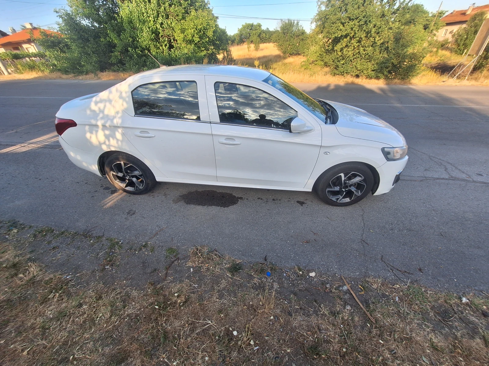 Citroen C-Elysee 1.6 LPG, снимка 4 - Автомобили и джипове - 54861942