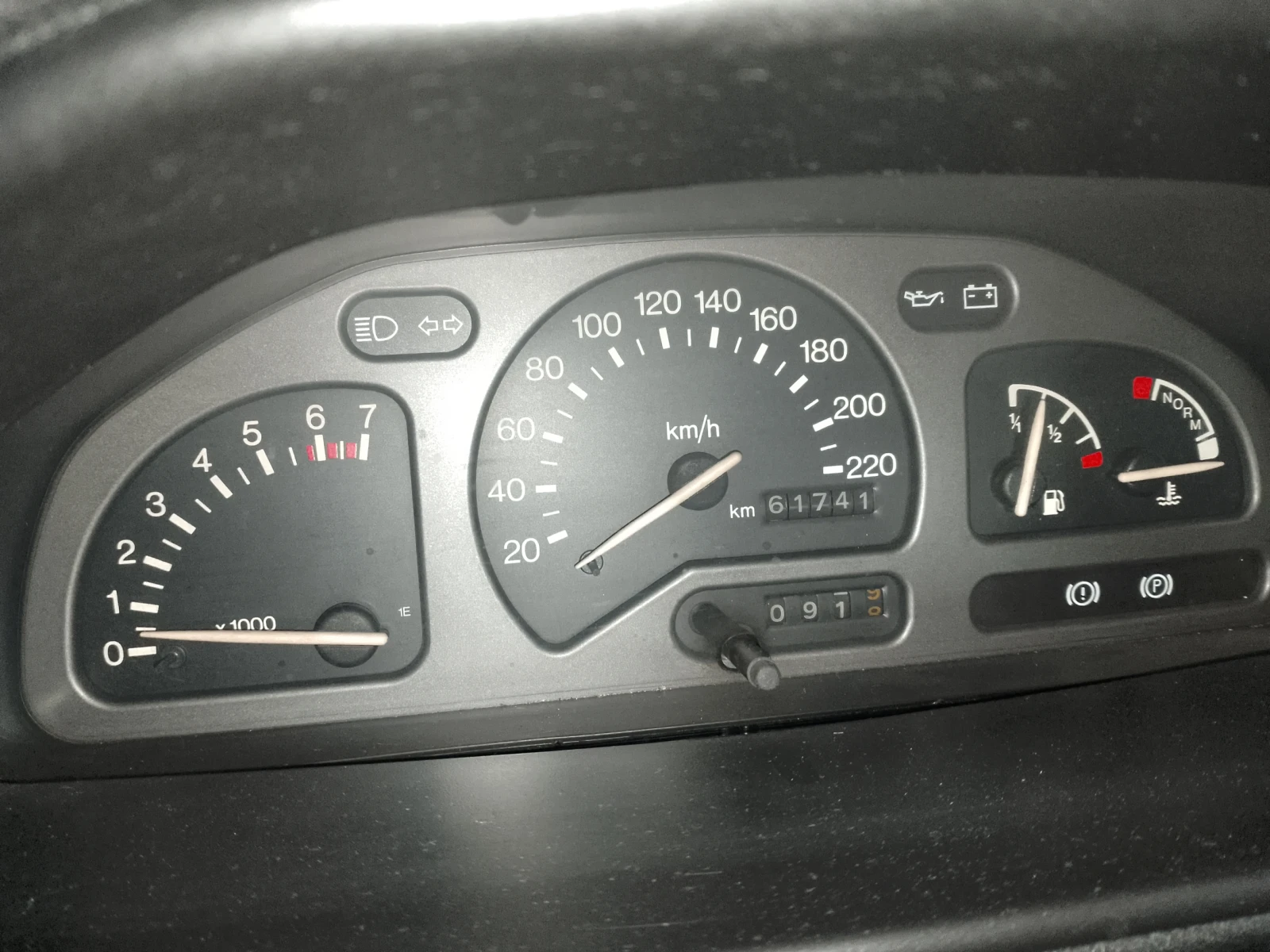 Ford Fiesta MK3, снимка 14 - Автомобили и джипове - 54321362