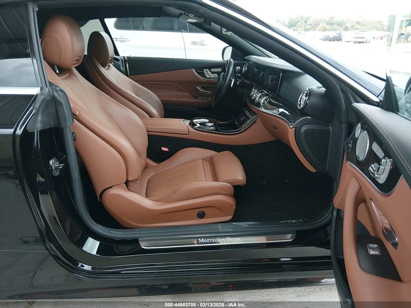 Mercedes-Benz E 400 2018 MERCEDES-BENZ E 400 4MATIC, снимка 11 - Автомобили и джипове - 54421534