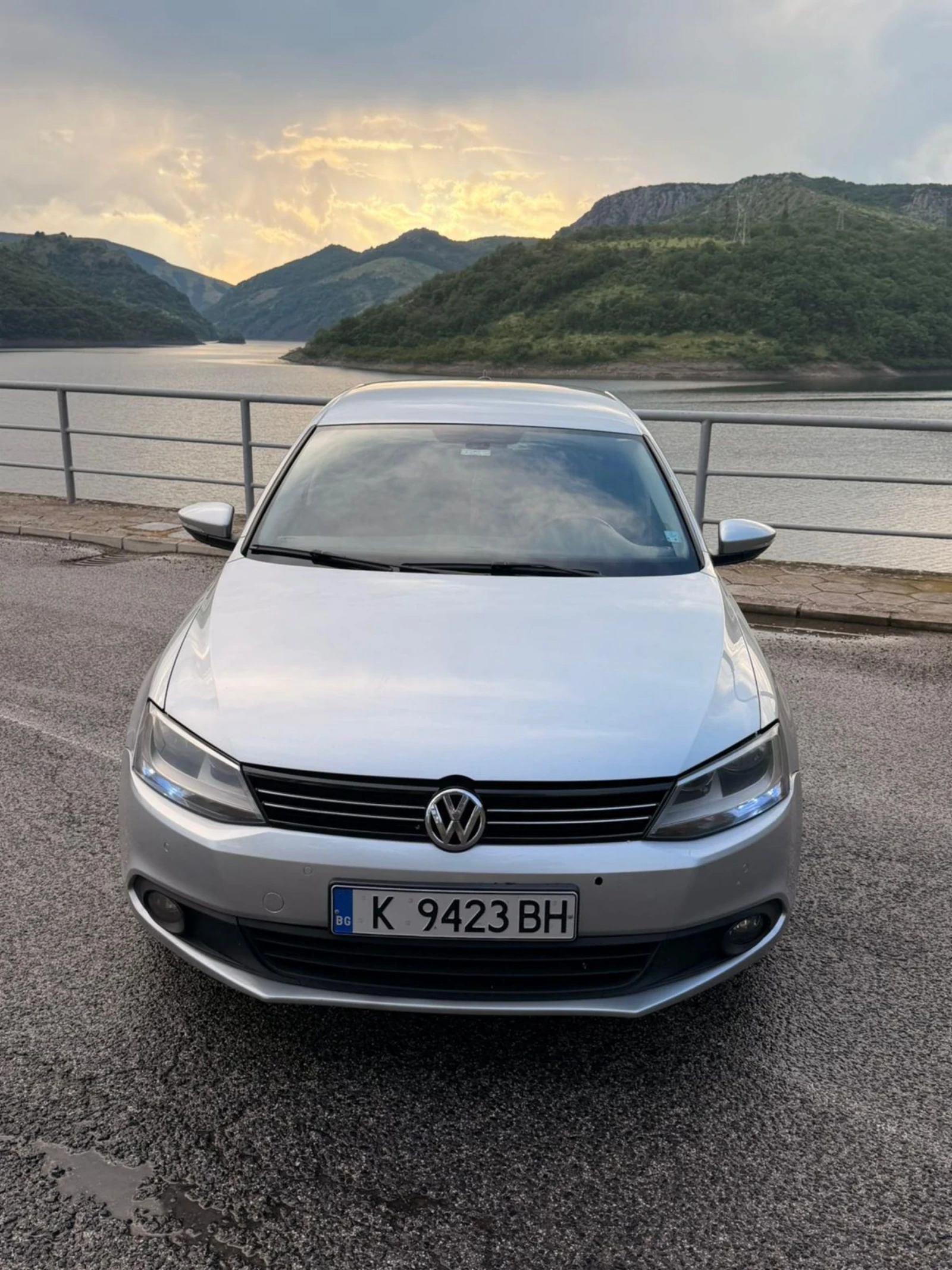 VW Jetta, снимка 3 - Автомобили и джипове - 54662624