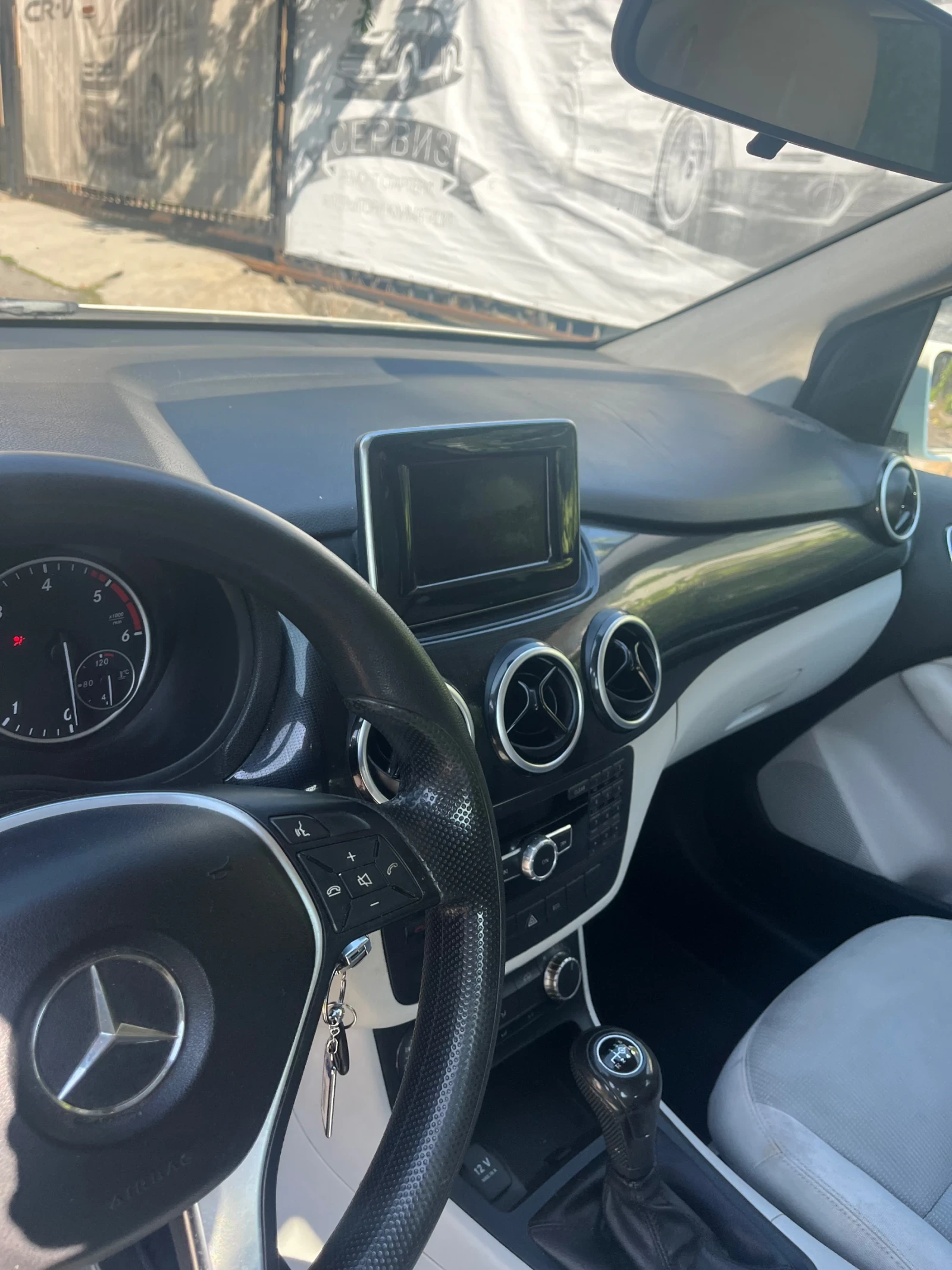 Mercedes-Benz B 180 EXECUTIVE, снимка 15 - Автомобили и джипове - 55197158