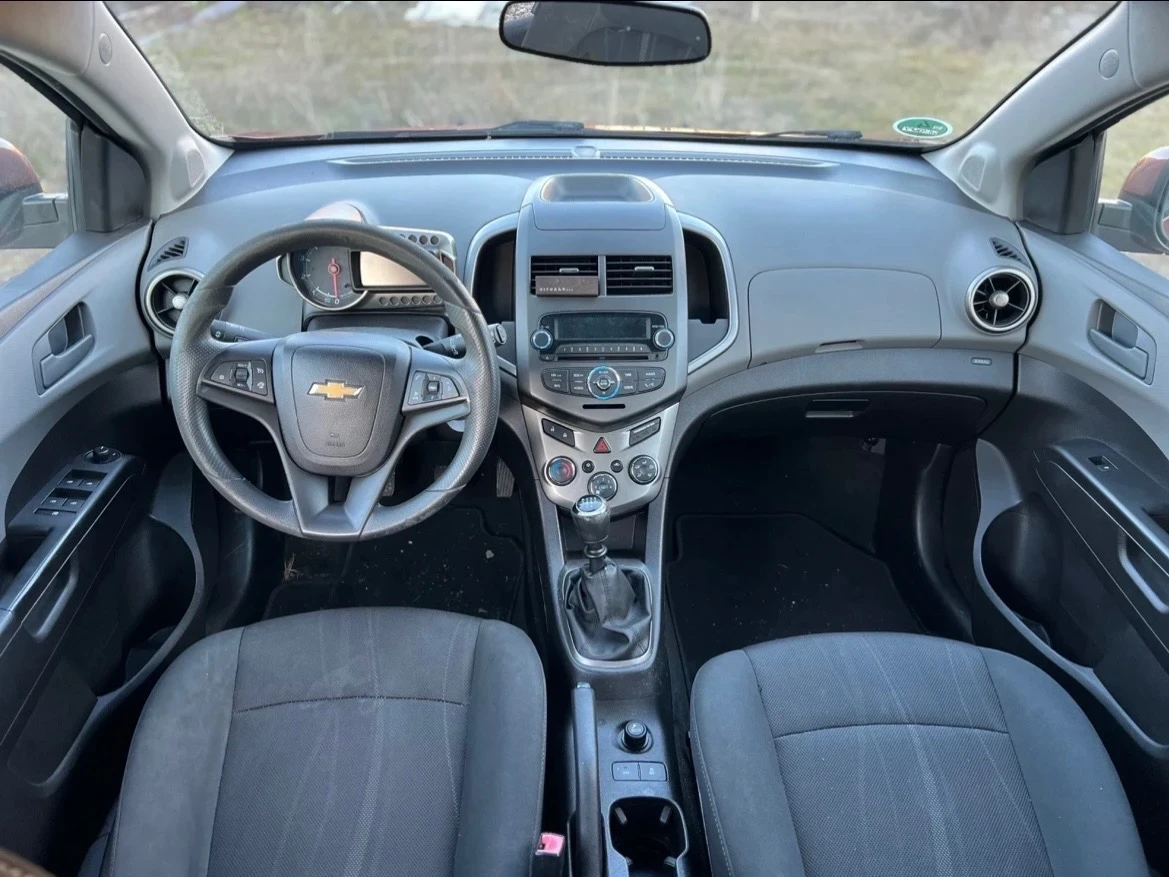 Chevrolet Aveo, снимка 2 - Автомобили и джипове - 55310899
