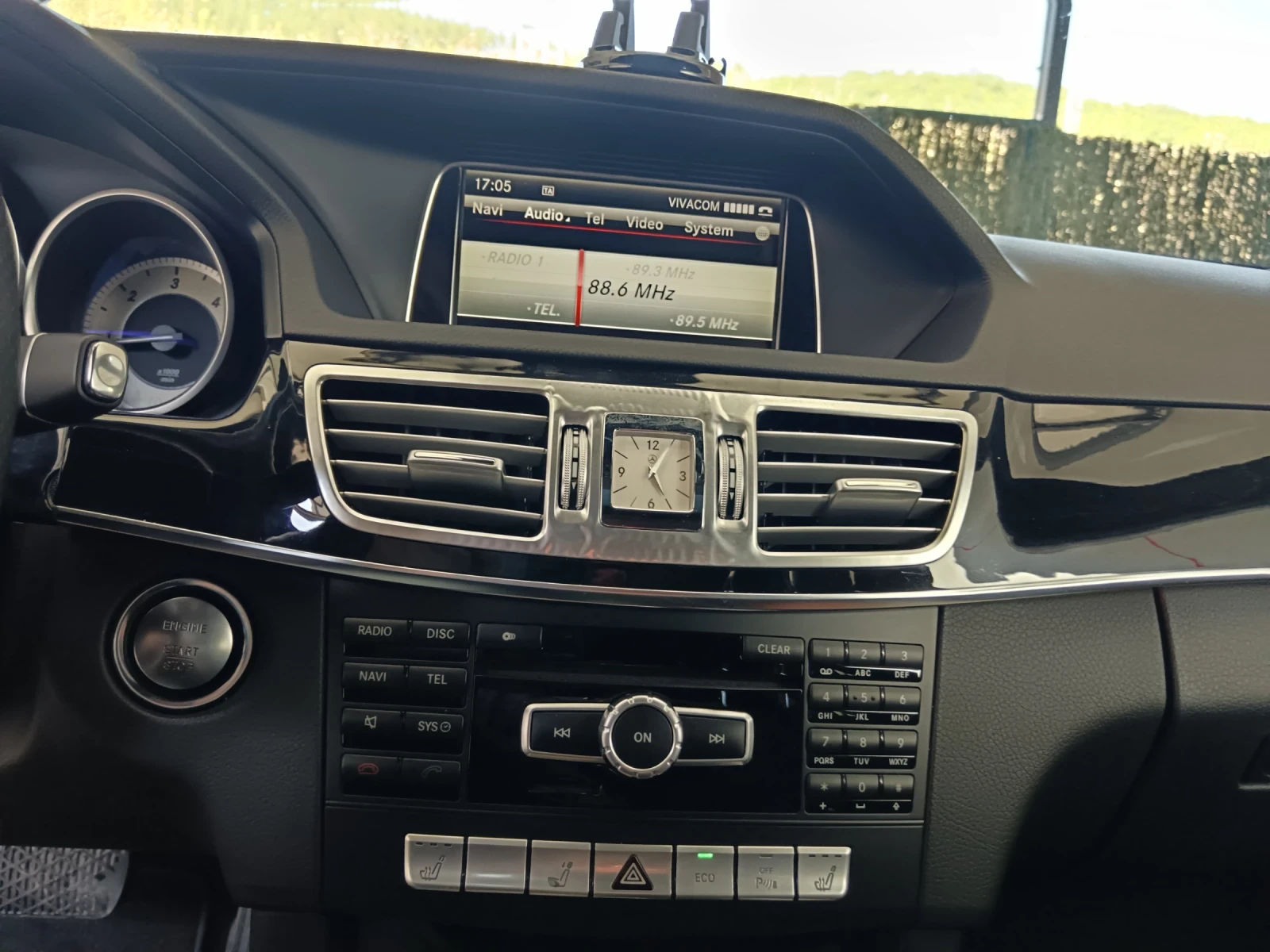 Mercedes-Benz E 250, снимка 12 - Автомобили и джипове - 55459066