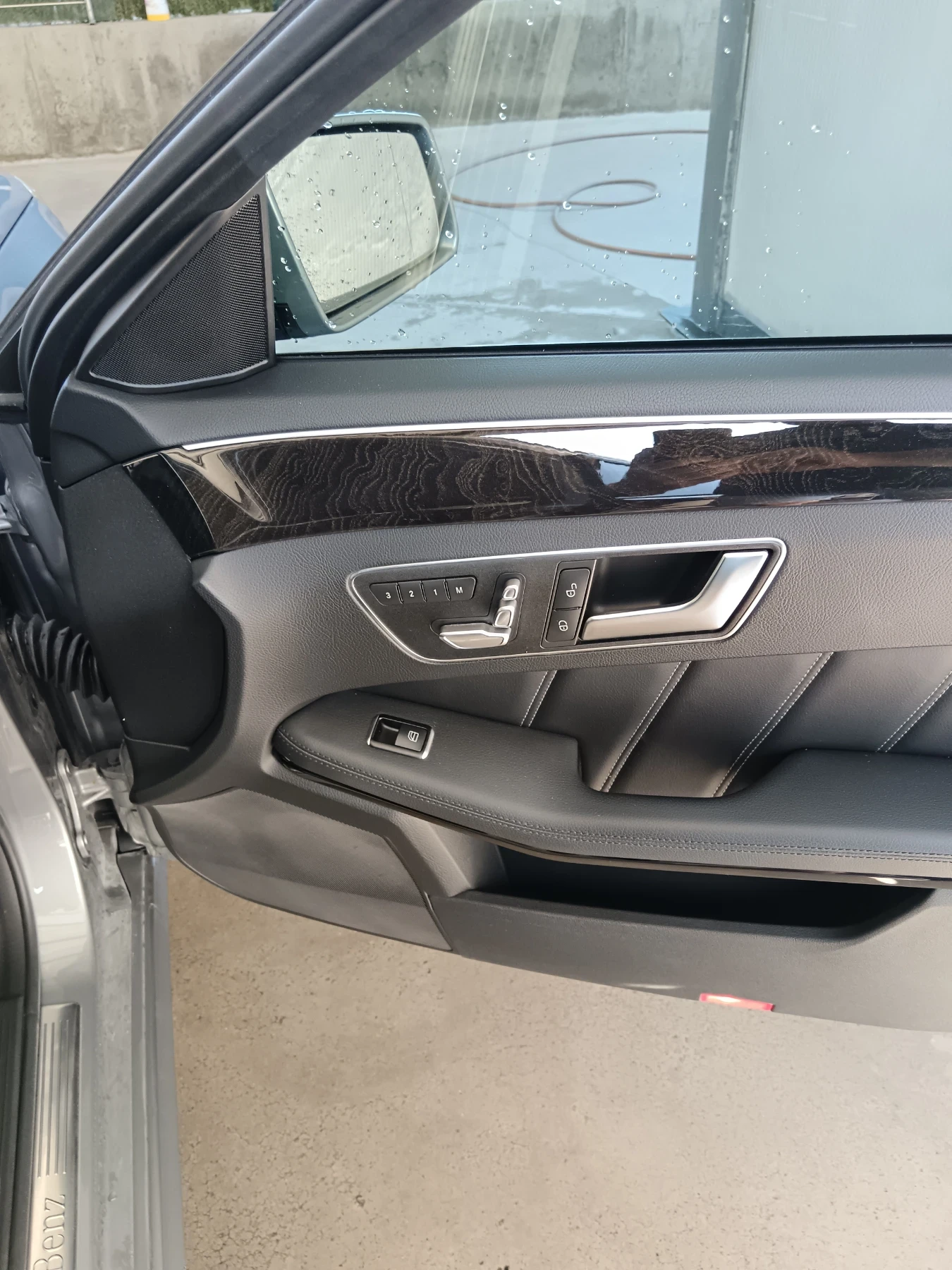 Mercedes-Benz E 250, снимка 9 - Автомобили и джипове - 55459066