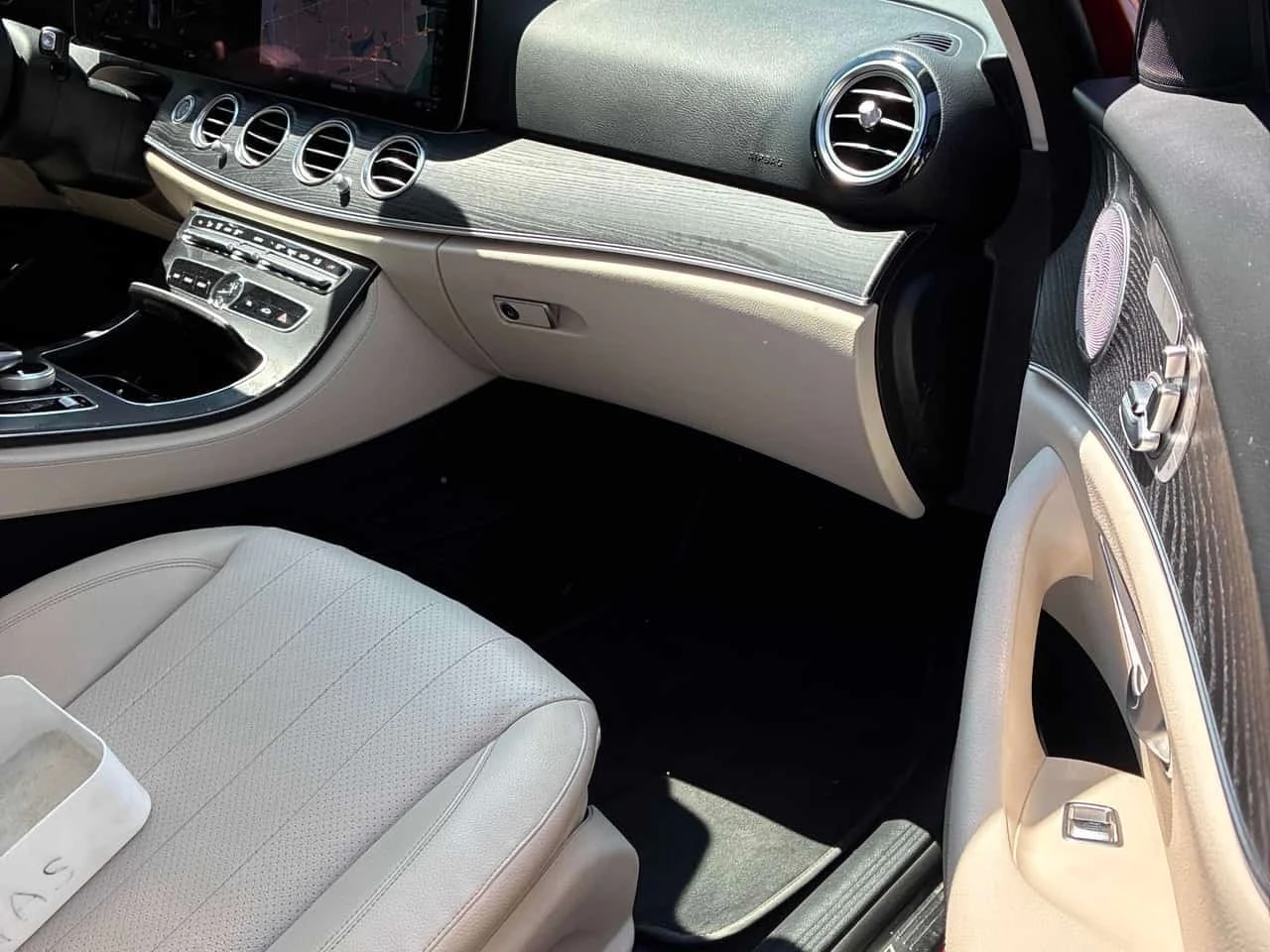 Mercedes-Benz E 350 CARFAX, снимка 14 - Автомобили и джипове - 55835564