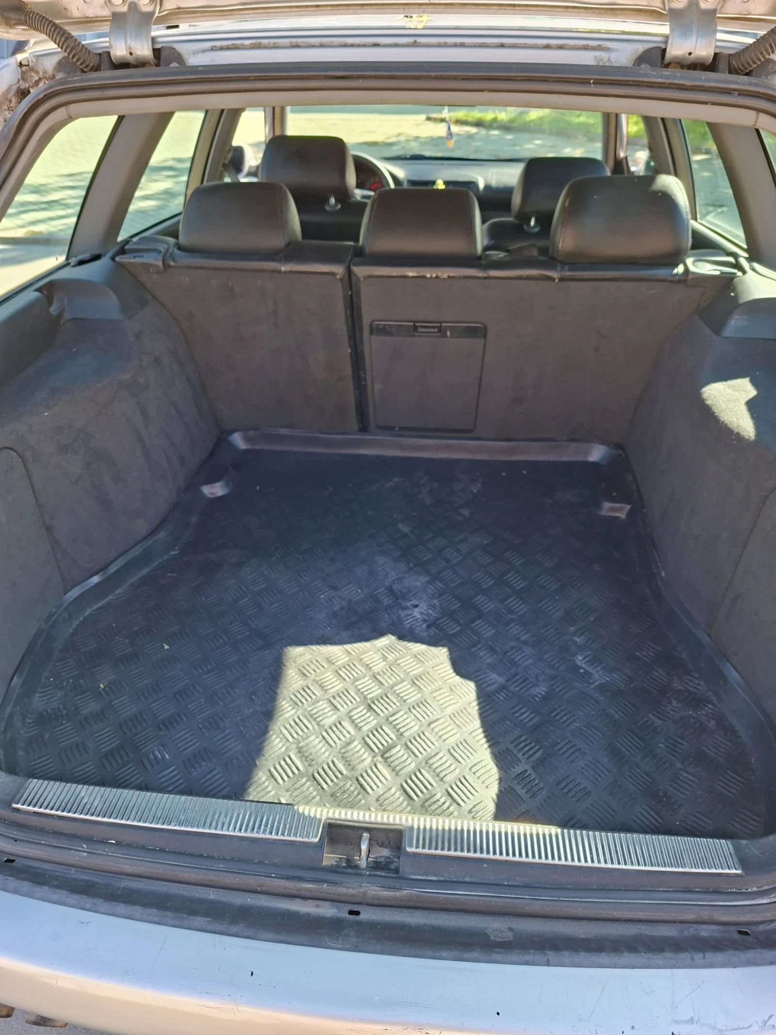 Audi A4  Газ, снимка 11 - Автомобили и джипове - 56070339