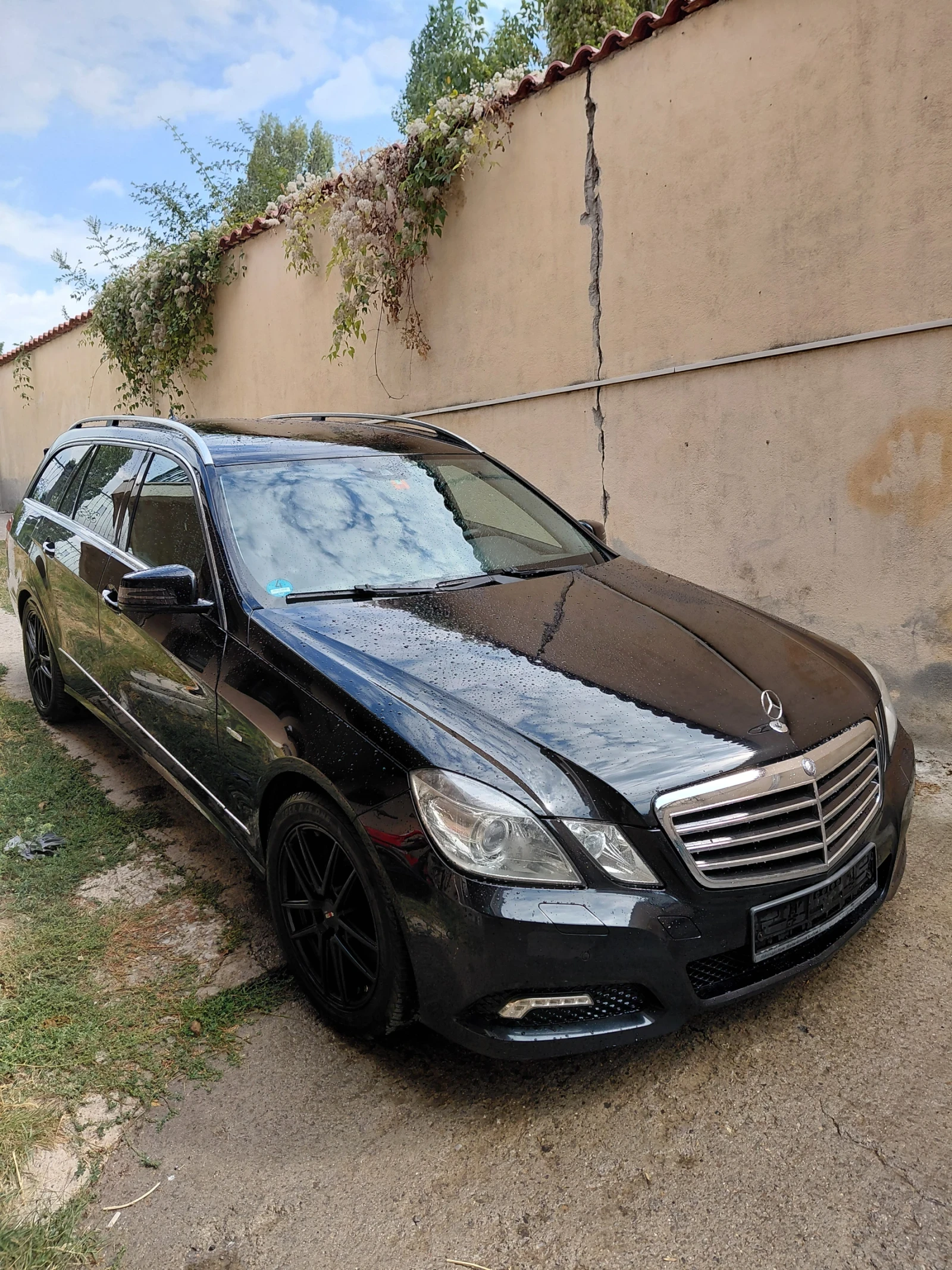 Mercedes-Benz E 250 Avangard, снимка 2 - Автомобили и джипове - 56238595