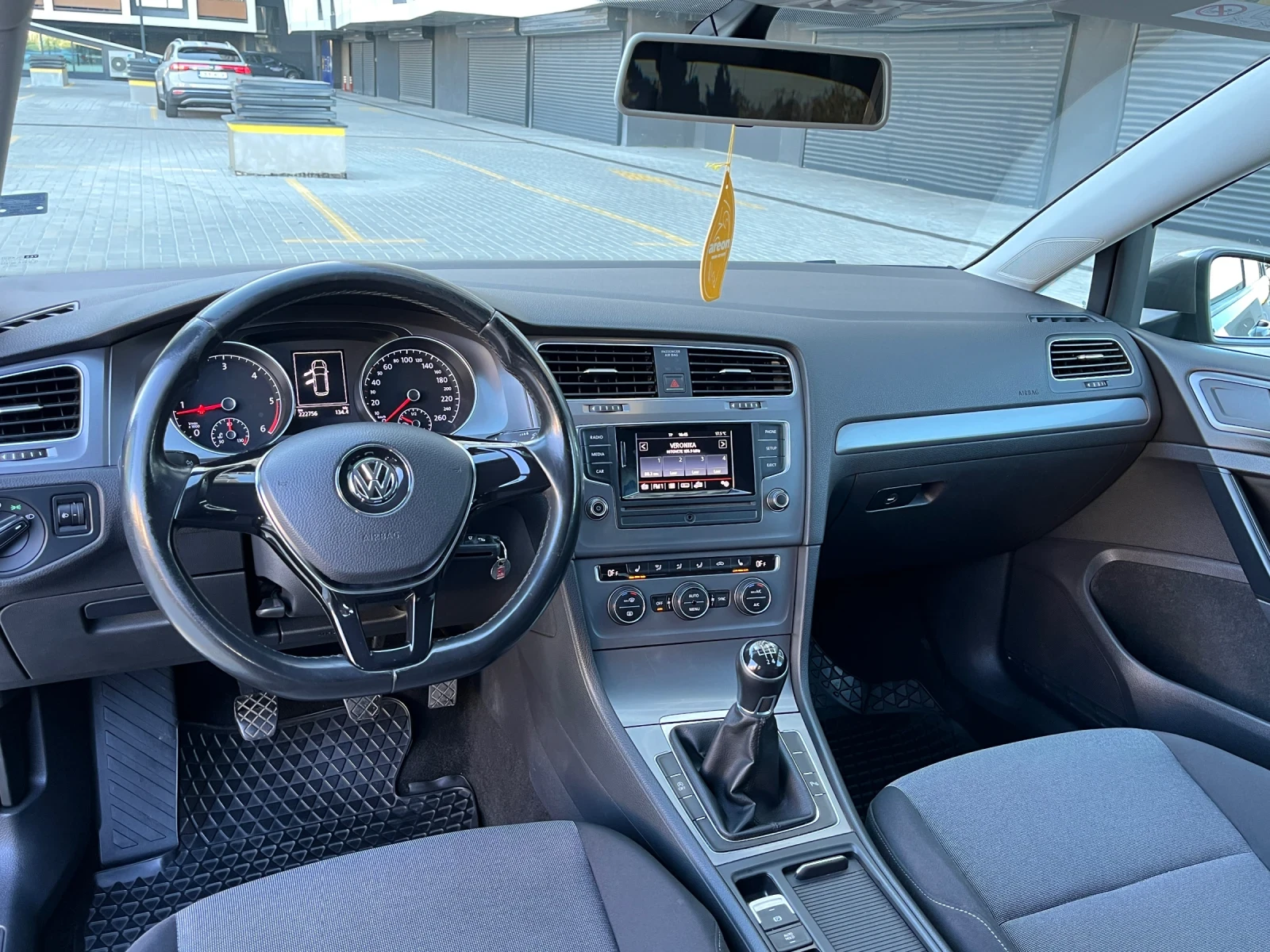 VW Golf Variant 1.6TDI/EURO/6/2016Г, снимка 11 - Автомобили и джипове - 56365249