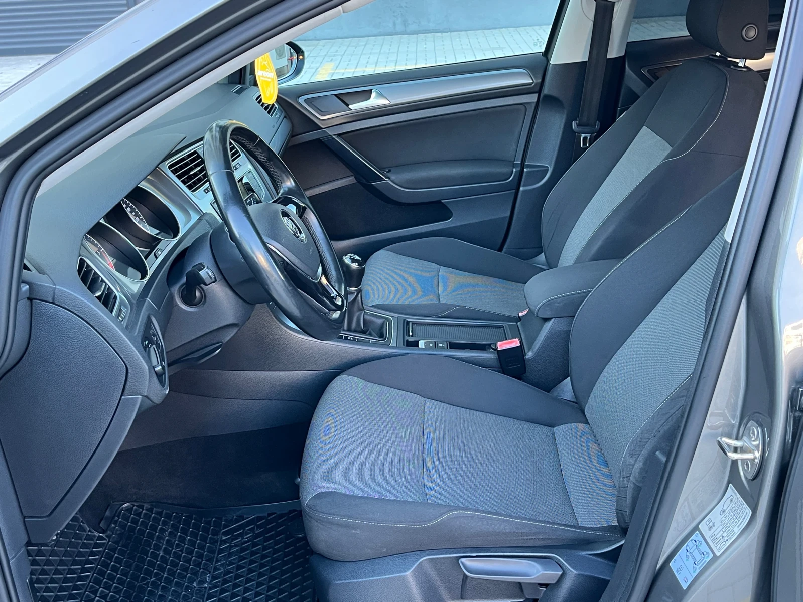 VW Golf Variant 1.6TDI/EURO/6/2016Г, снимка 10 - Автомобили и джипове - 56365249