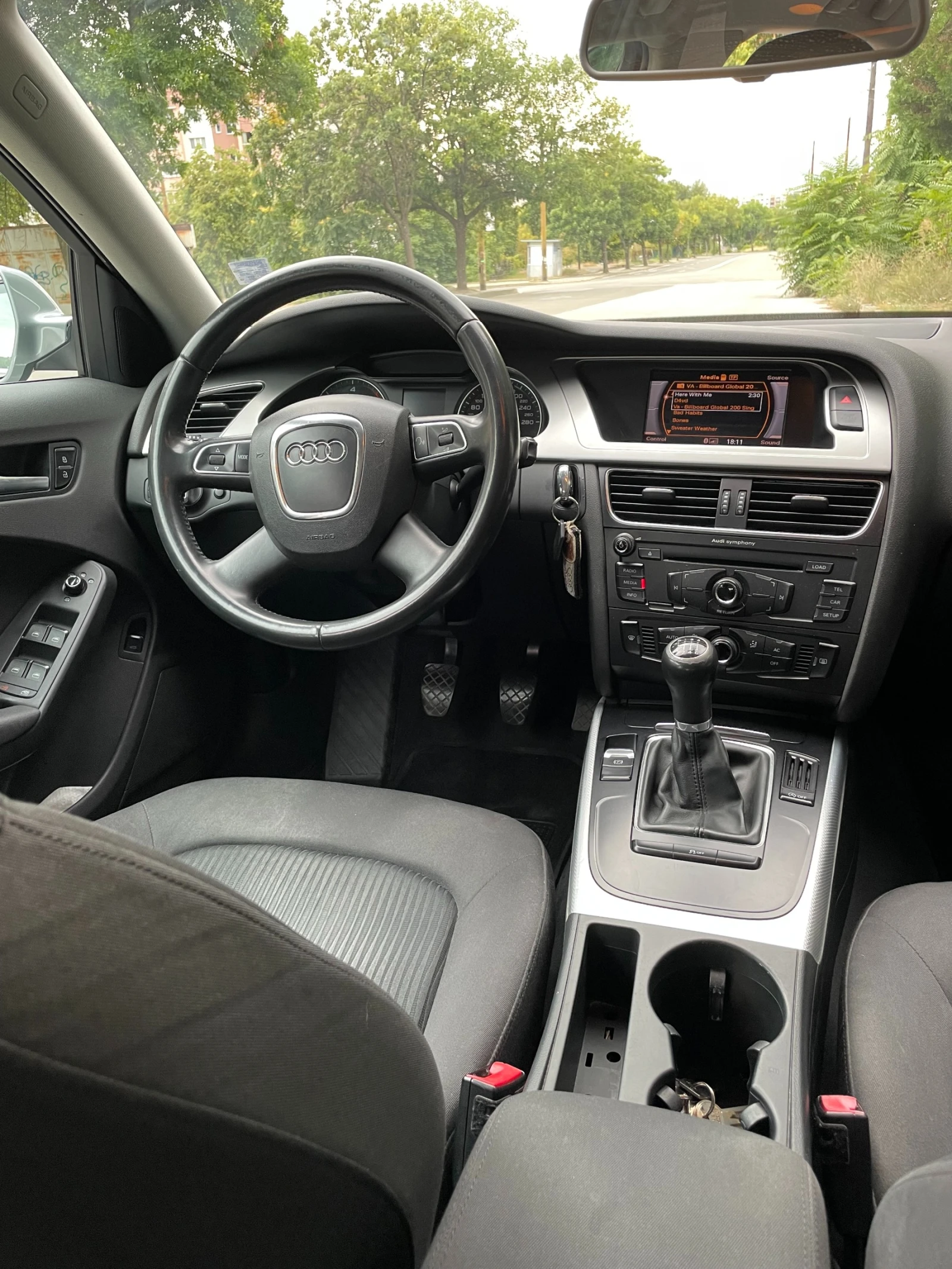 Audi A4, снимка 11 - Автомобили и джипове - 56629516
