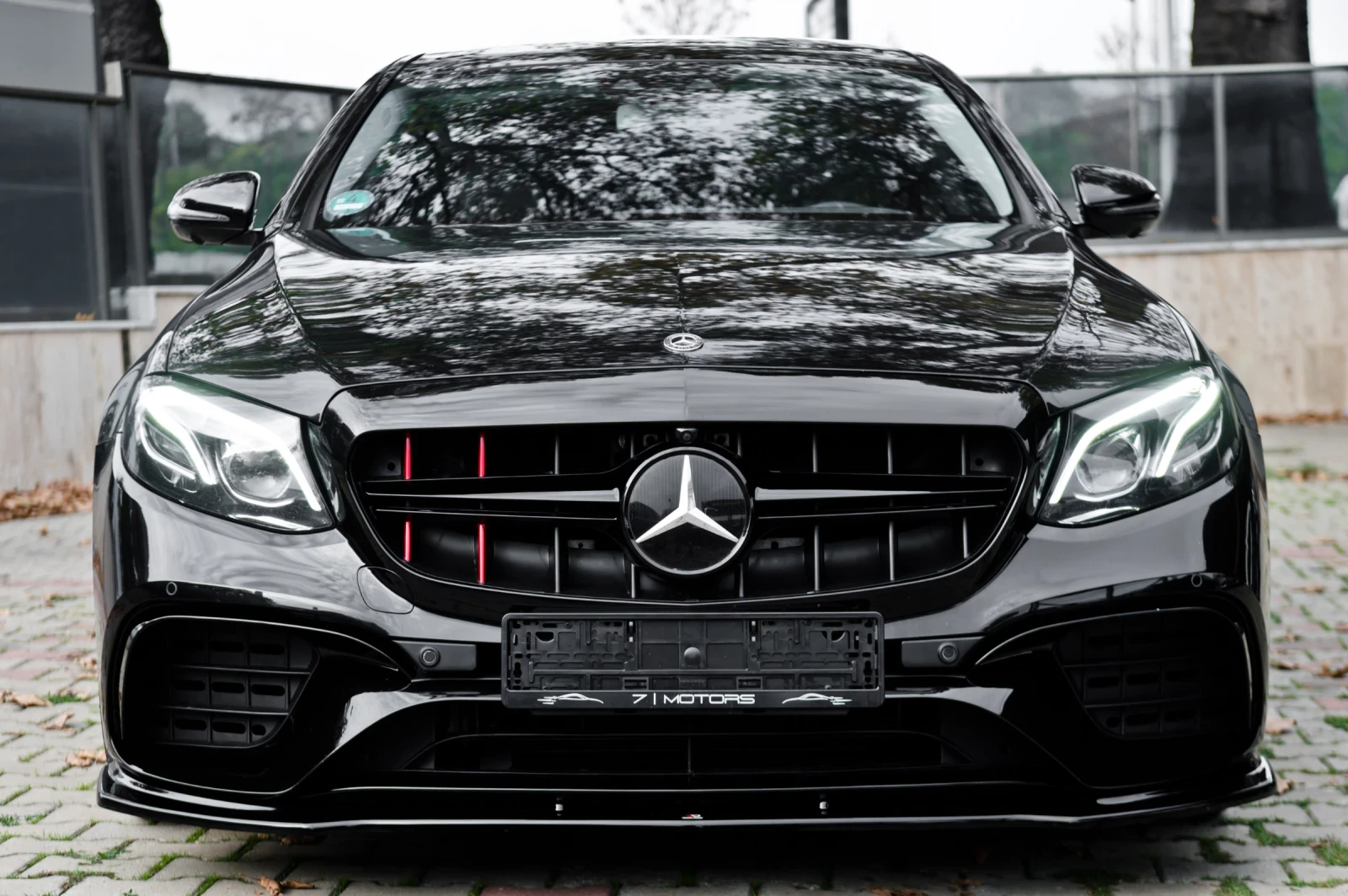 Mercedes-Benz E 400 d/6.3/AMG/4M/PANO/TV/20 | Mobile.bg � ����������� 2