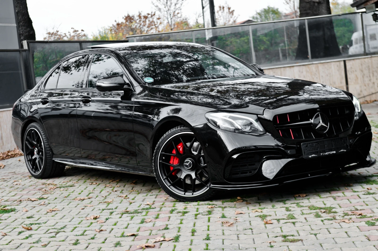 Mercedes-Benz E 350 d/6.3/AMG/4M/PANO/TV/20