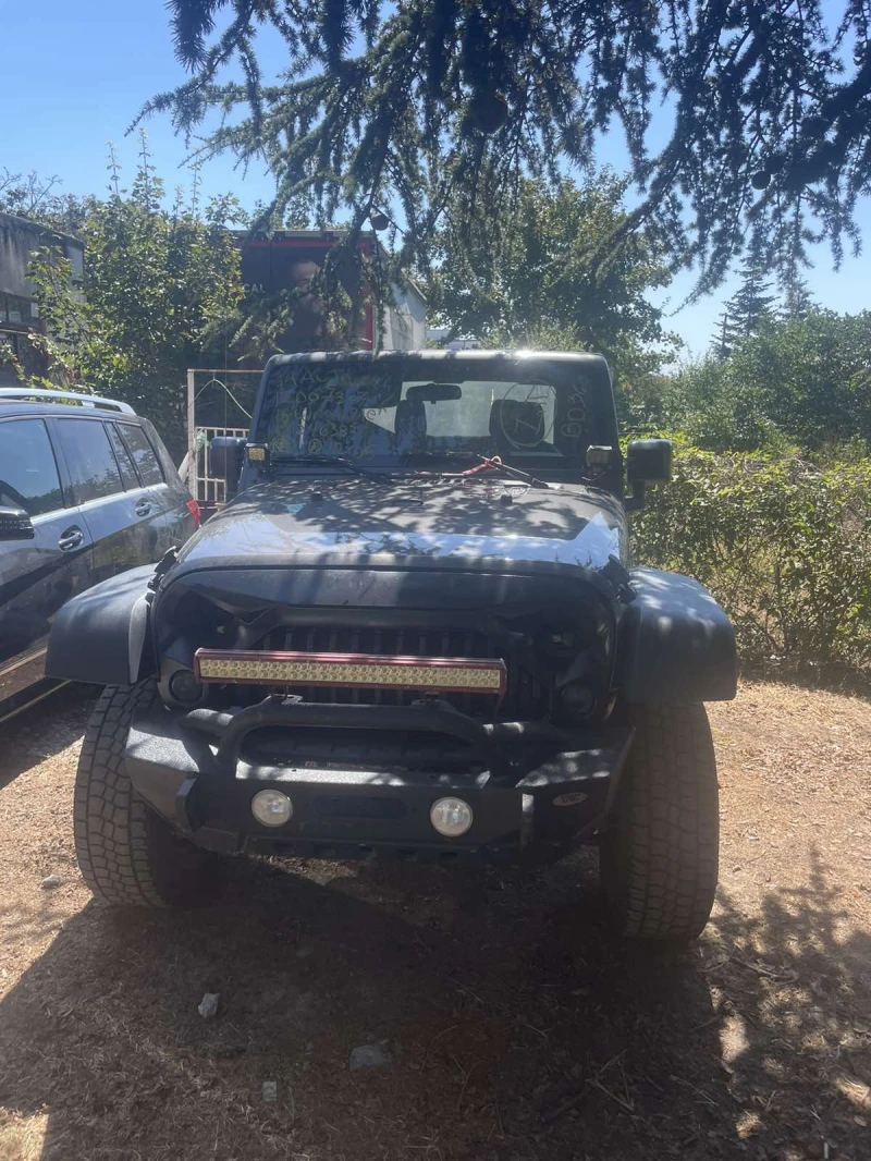 Jeep Wrangler 3, 6  Sport, снимка 1 - Автомобили и джипове - 46970735