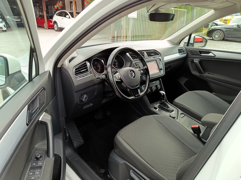 VW Tiguan 2.0 TDi* 4 Motion* DSG* NAVI* Distronic* , снимка 8 - Автомобили и джипове - 52013112