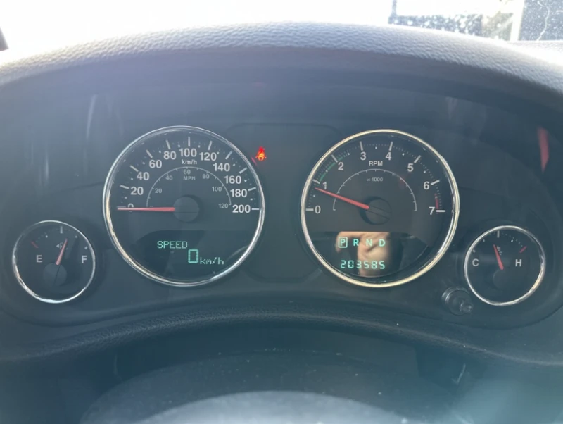 Jeep Wrangler SAHARA / КРАЙНА ЦЕНА, снимка 7 - Автомобили и джипове - 52582528