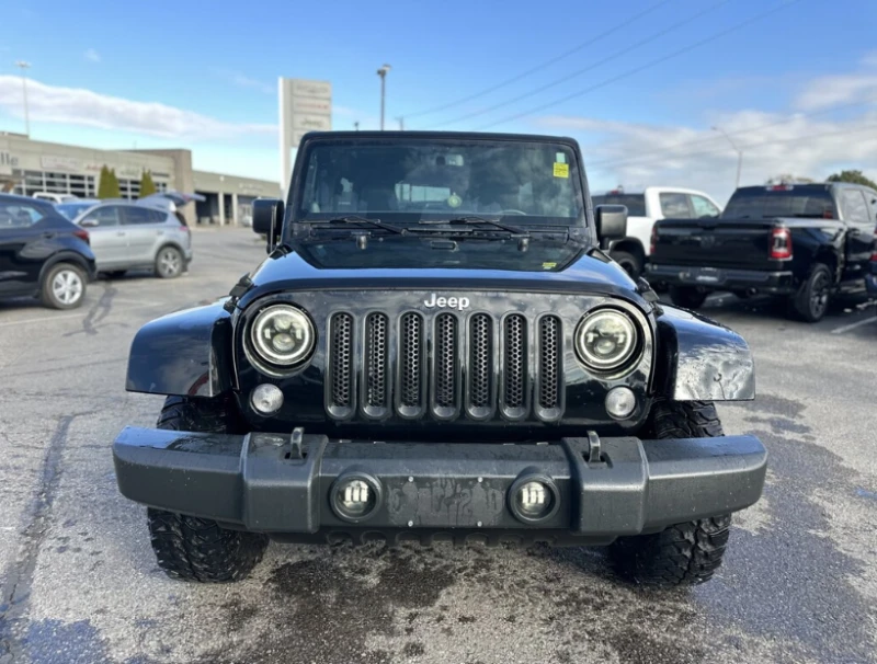 Jeep Wrangler SAHARA / КРАЙНА ЦЕНА, снимка 2 - Автомобили и джипове - 52582528