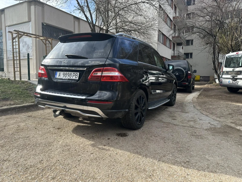 Mercedes-Benz ML 350 Bluetec, снимка 3 - Автомобили и джипове - 52974604