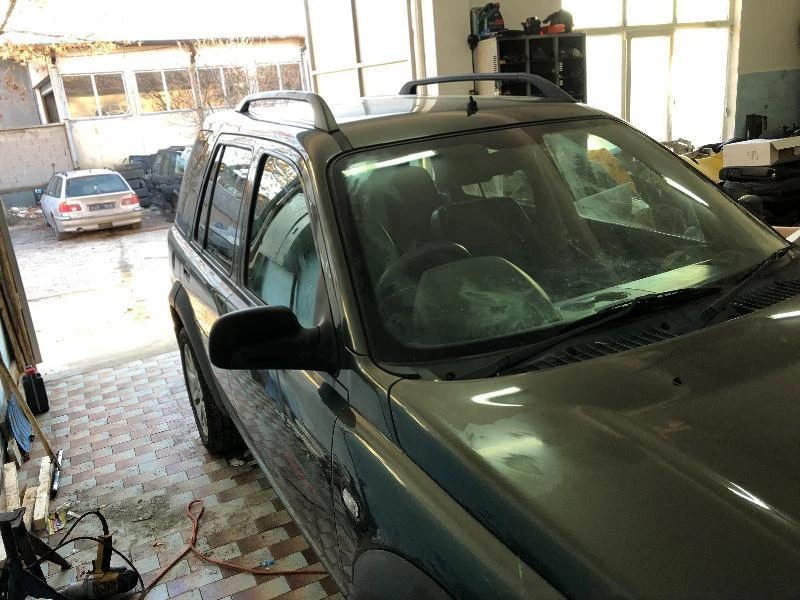 Land Rover Freelander, снимка 5 - Автомобили и джипове - 46757387