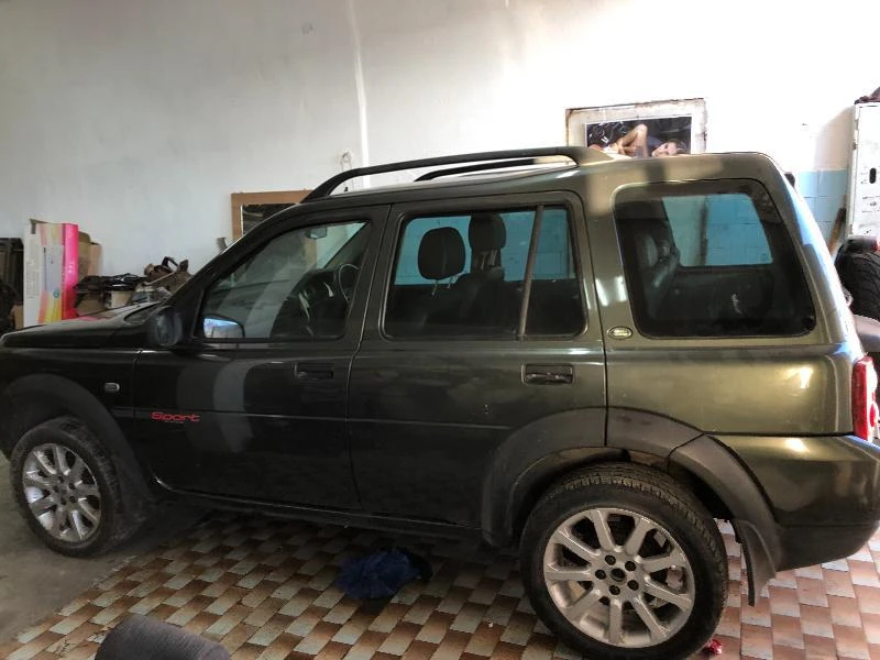 Land Rover Freelander, снимка 2 - Автомобили и джипове - 46757387