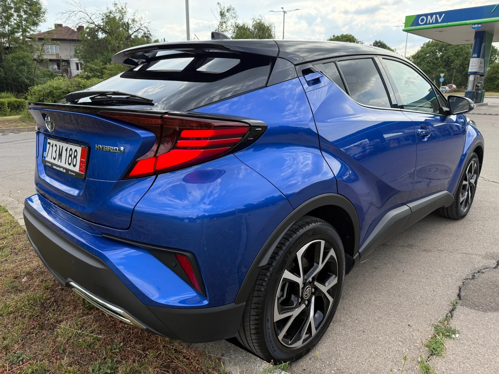 Toyota C-HR 2.0 HYBRID 184 KC JBL ALCANTARA ГАРАНЦИЯ ГЕРМАНИЯ - изображение 5