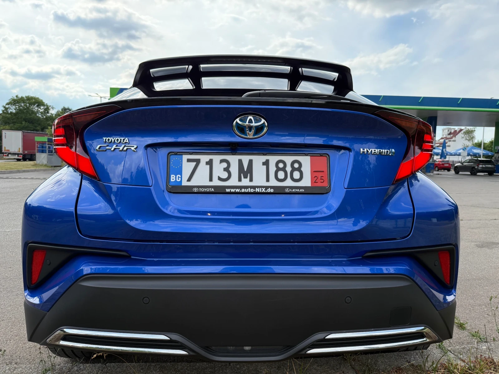 Toyota C-HR 2.0 HYBRID 184 KC JBL ALCANTARA ГАРАНЦИЯ ГЕРМАНИЯ - изображение 6