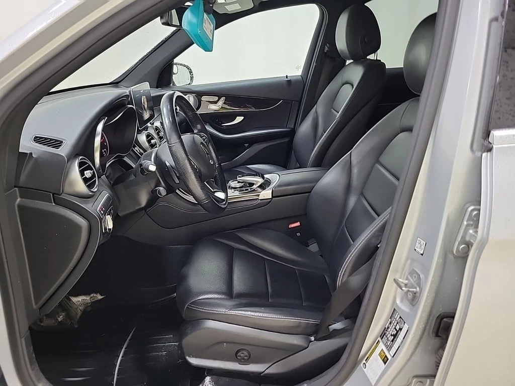 Mercedes-Benz GLC 300 * CARFAX * БЕЗ ПЪРВОНАЧАЛНА ВНОСКА - изображение 5