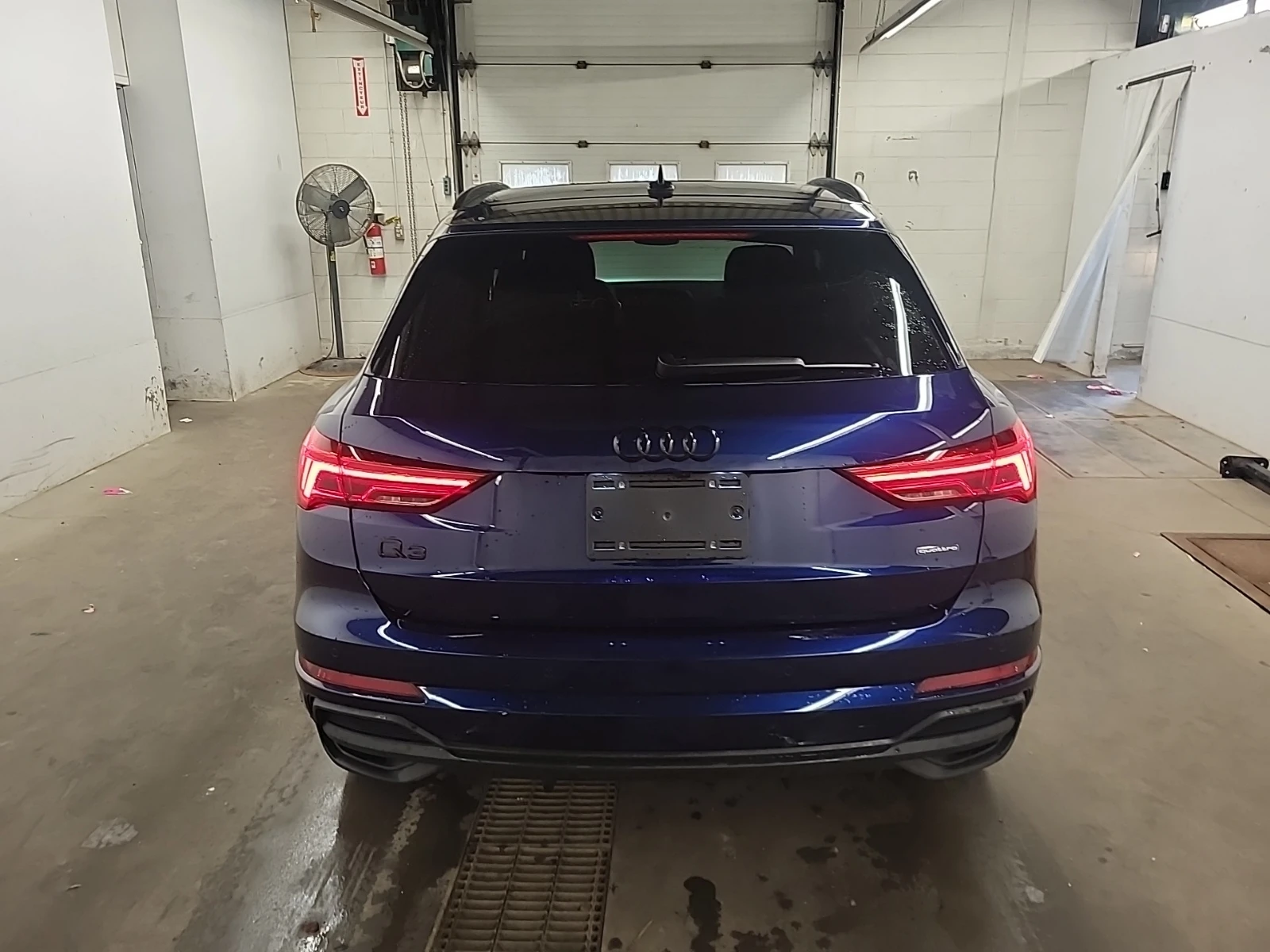 Audi Q5 TECHNIK * CARFAX * АвтоКредит * Цена до България*  - изображение 5