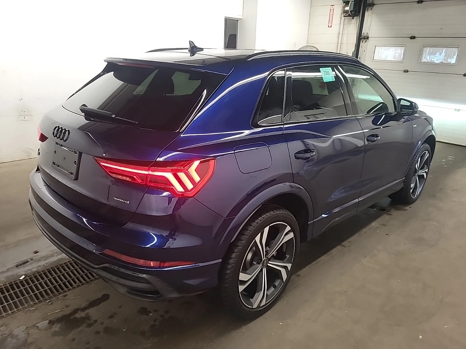 Audi Q5 TECHNIK * CARFAX * АвтоКредит * Цена до България*  - изображение 3