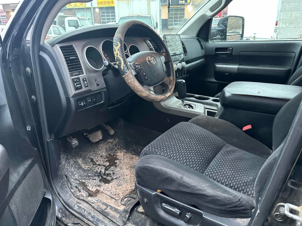 Toyota Tundra * SR5 * CARFAX * БЕЗ ПЪРВОНАЧАЛНА ВНОСКА - изображение 5