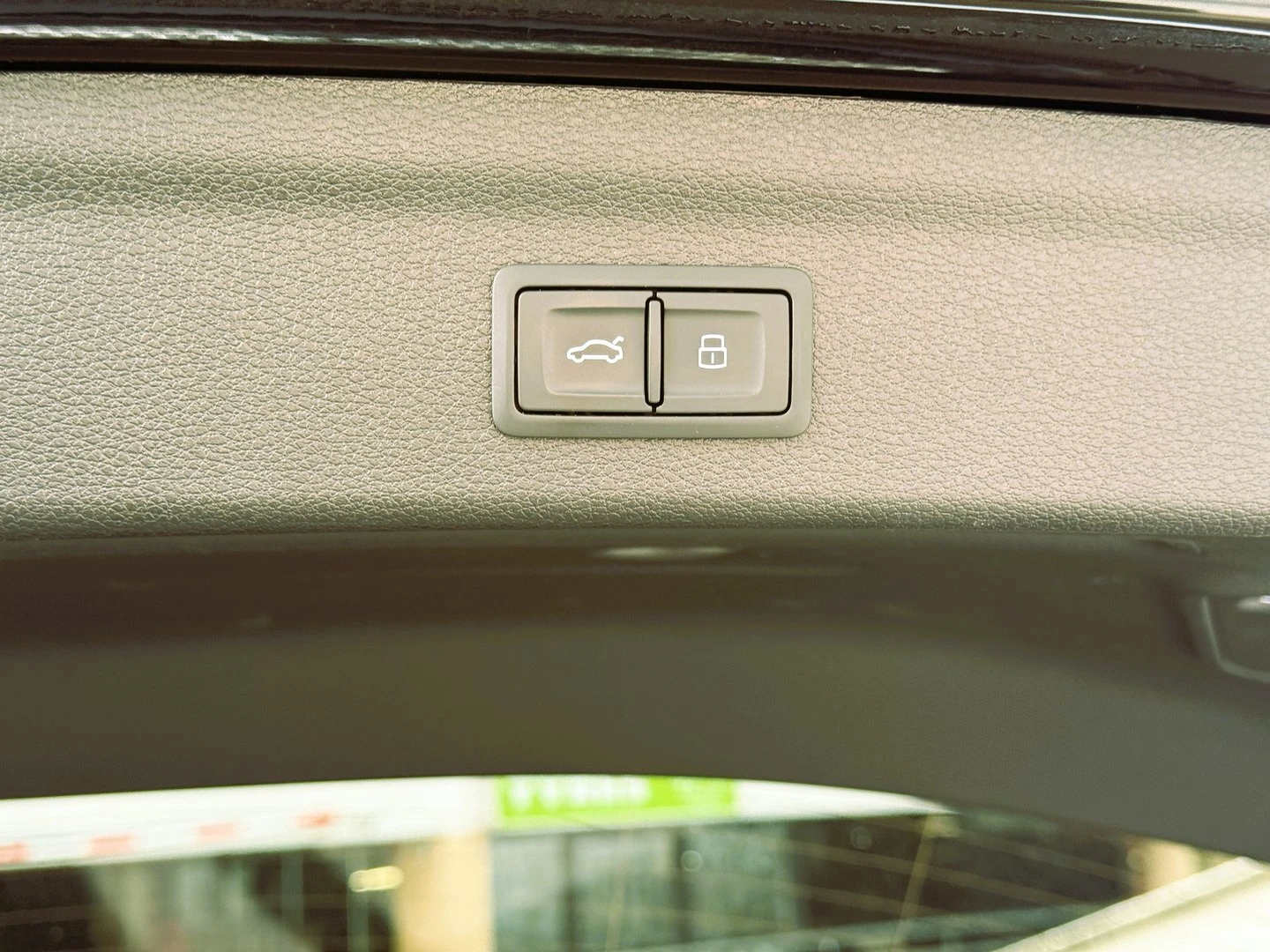 Audi Q3 S line 40 TDI quattro - изображение 9