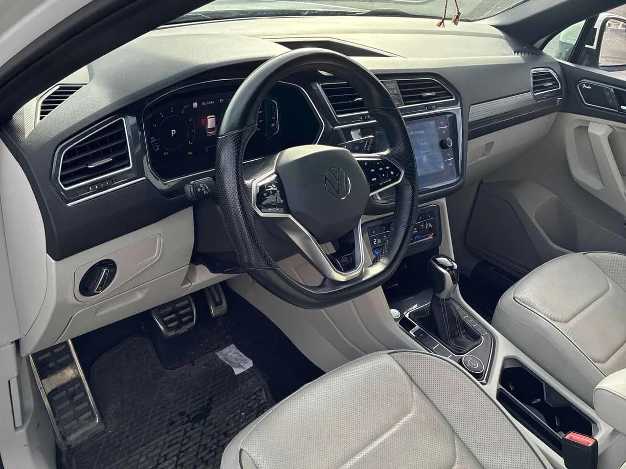 VW Tiguan Highline R Line/����/�������/CARFAX/����������� | Mobile.bg � ����������� 5