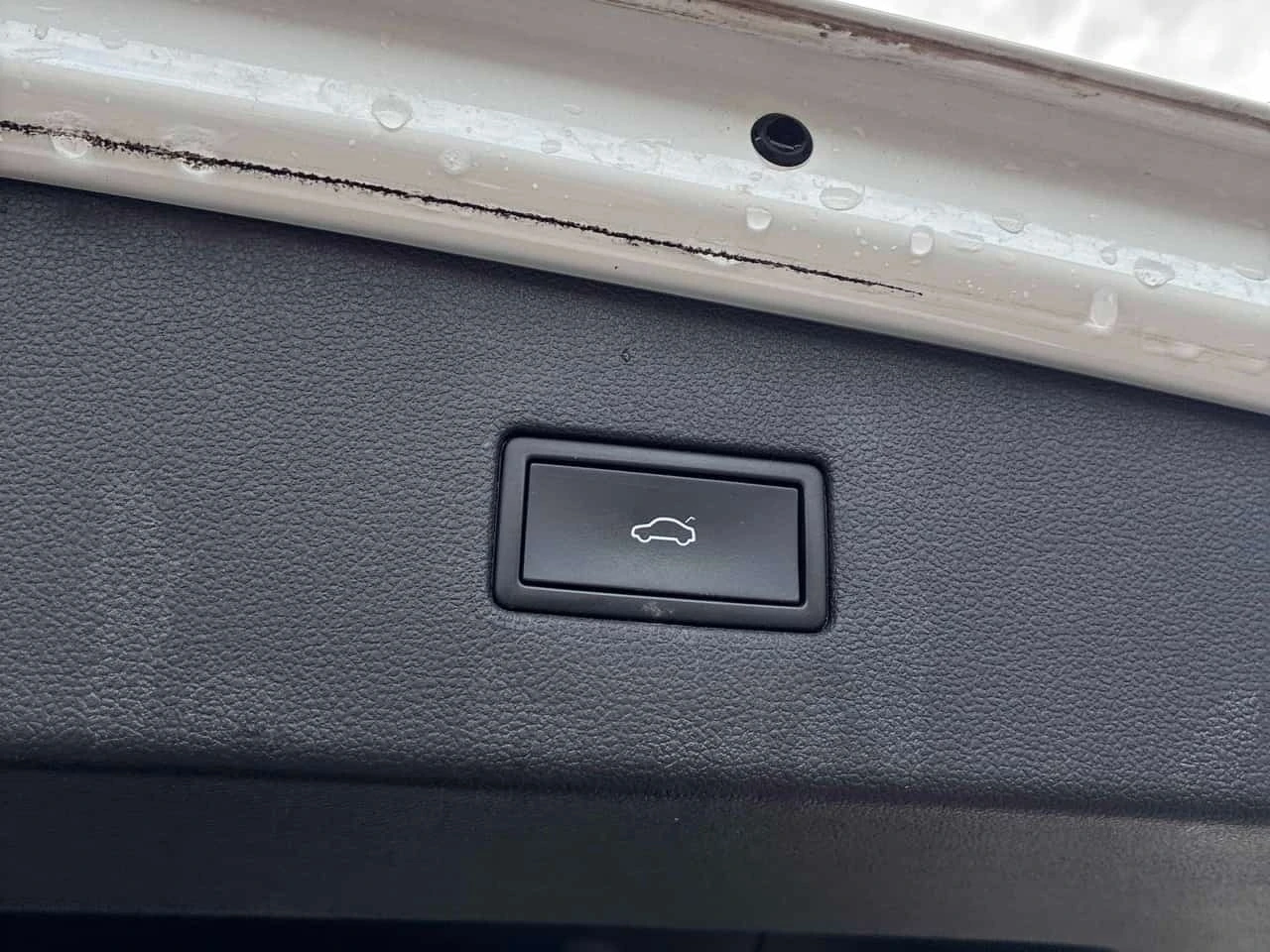 VW Tiguan Highline R Line/����/�������/CARFAX/����������� | Mobile.bg � ����������� 17