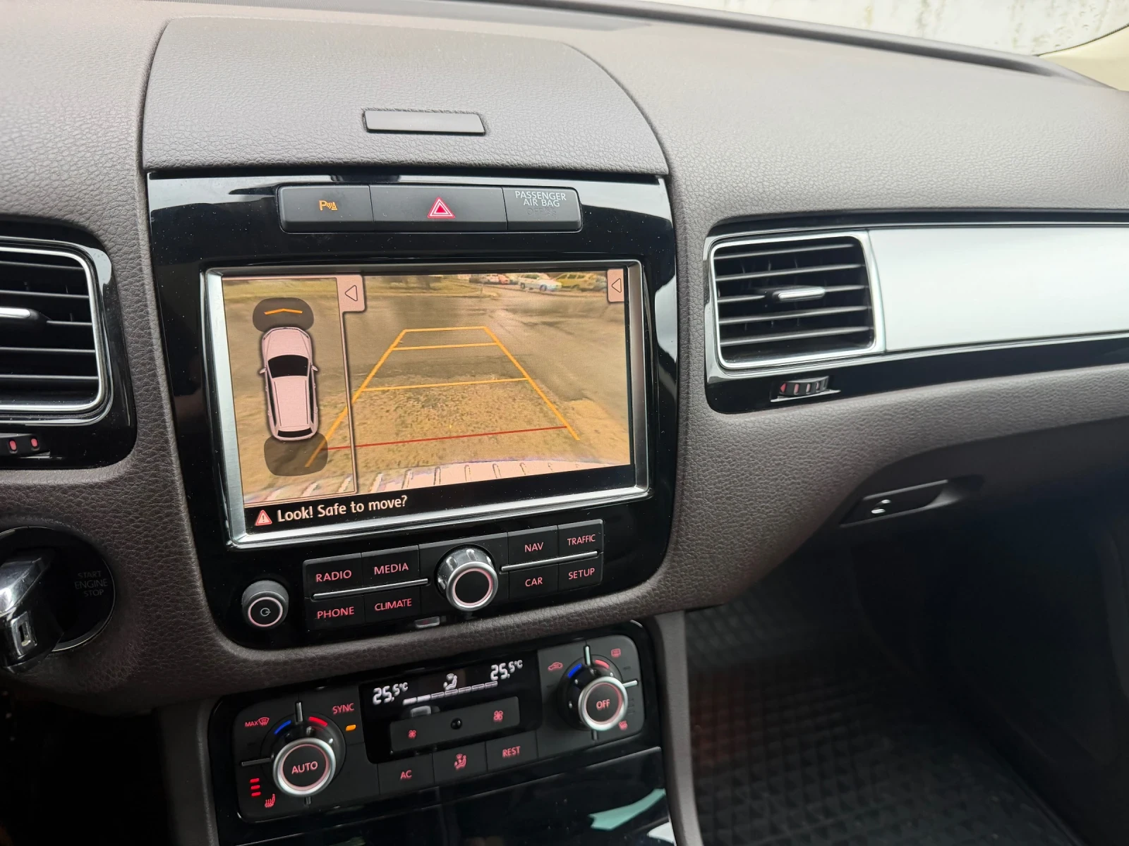 VW Touareg, снимка 10 - Автомобили и джипове - 56712186