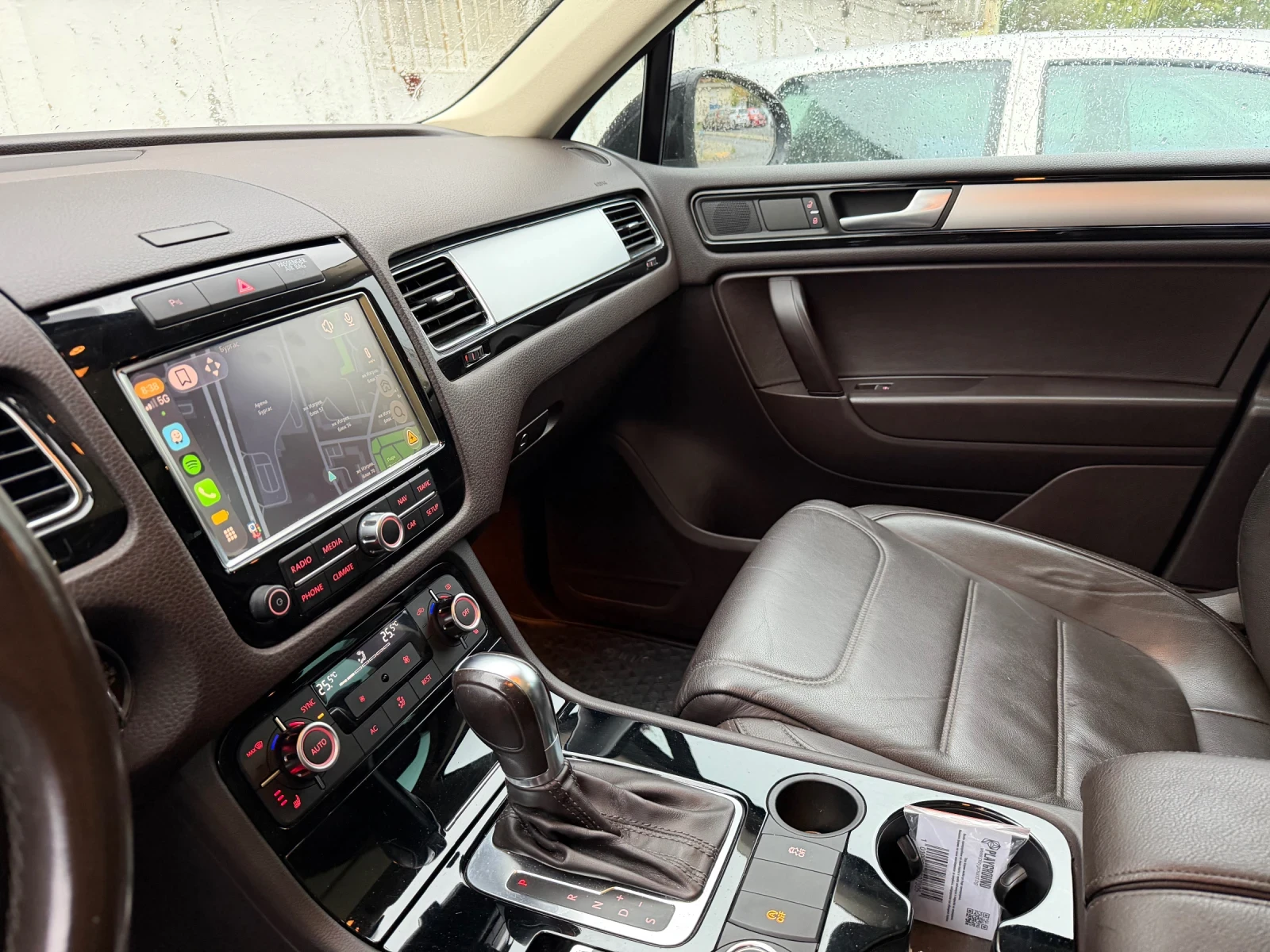 VW Touareg, снимка 6 - Автомобили и джипове - 56712186