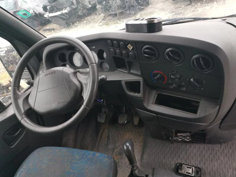 Iveco 35c13 Daily 2.8tdi, снимка 4 - Бусове и автобуси - 26594154