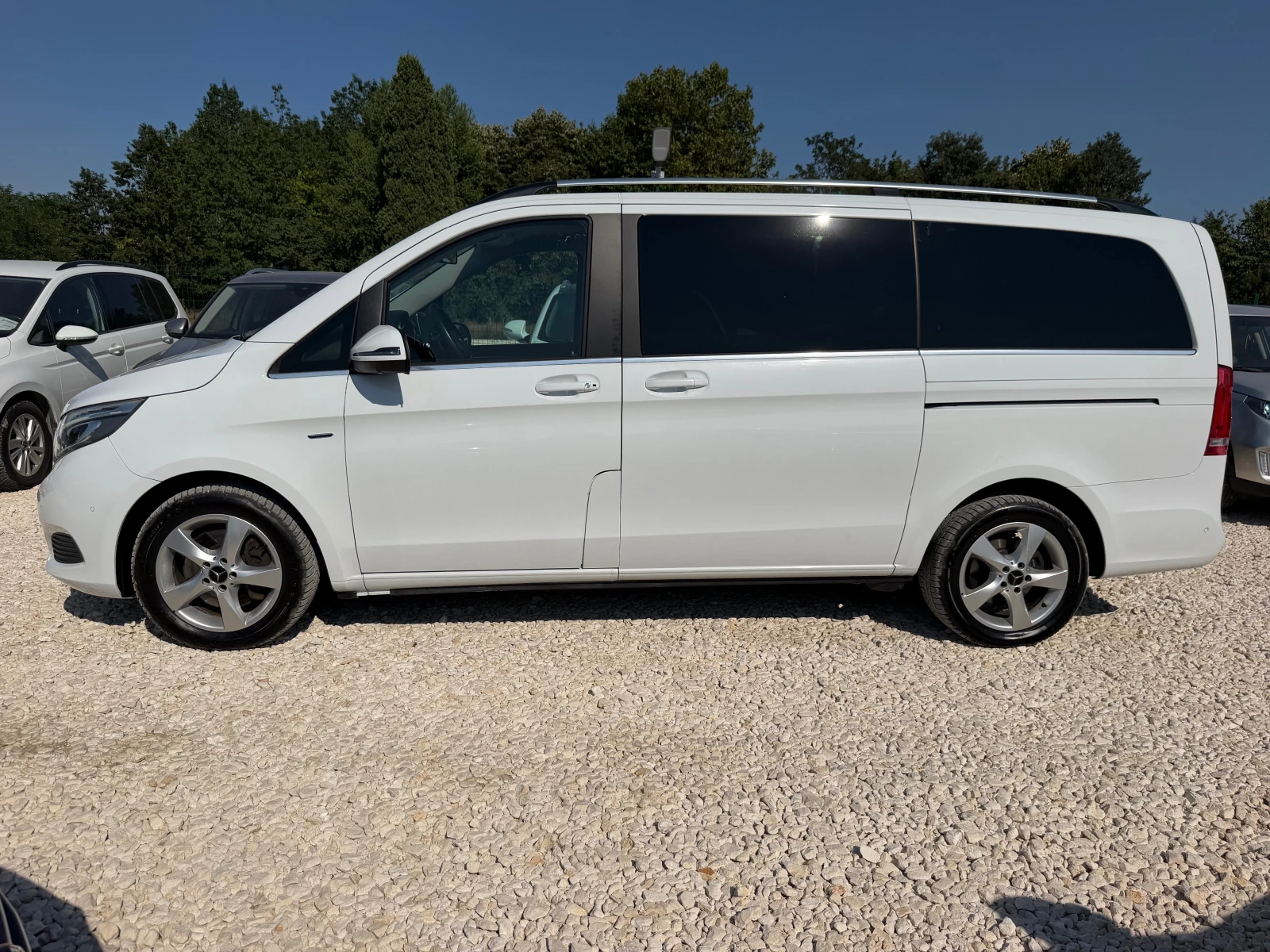 Mercedes-Benz V 250 KOJA NAVI PODGREV OTDUH BURMESTER CAMERA 360 BLIND, снимка 7 - Бусове и автобуси - 55693436