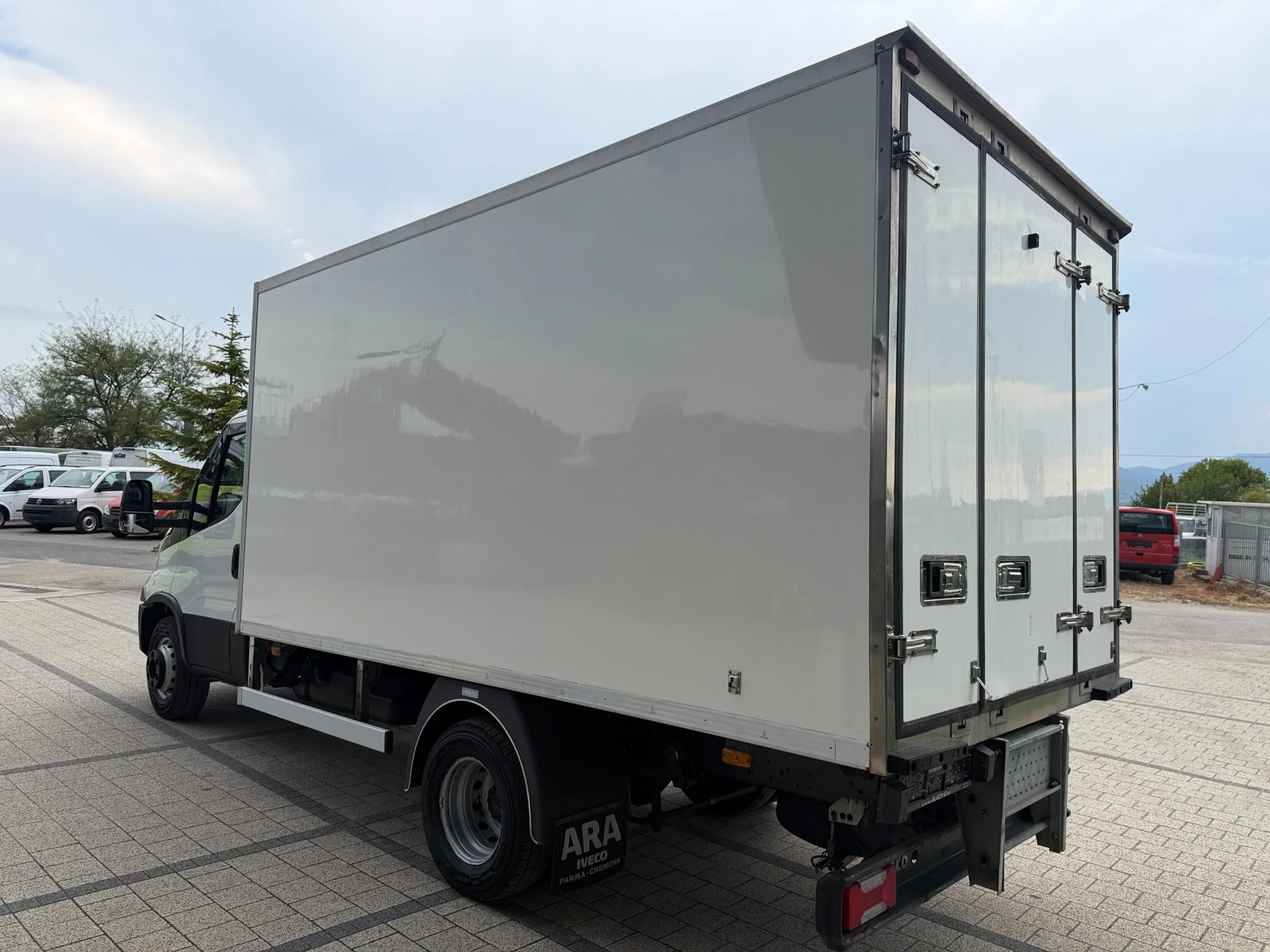 Iveco Daily 60C15 Хладилен + ток 4.10м.  Euro 6B , снимка 6 - Камиони - 55884883