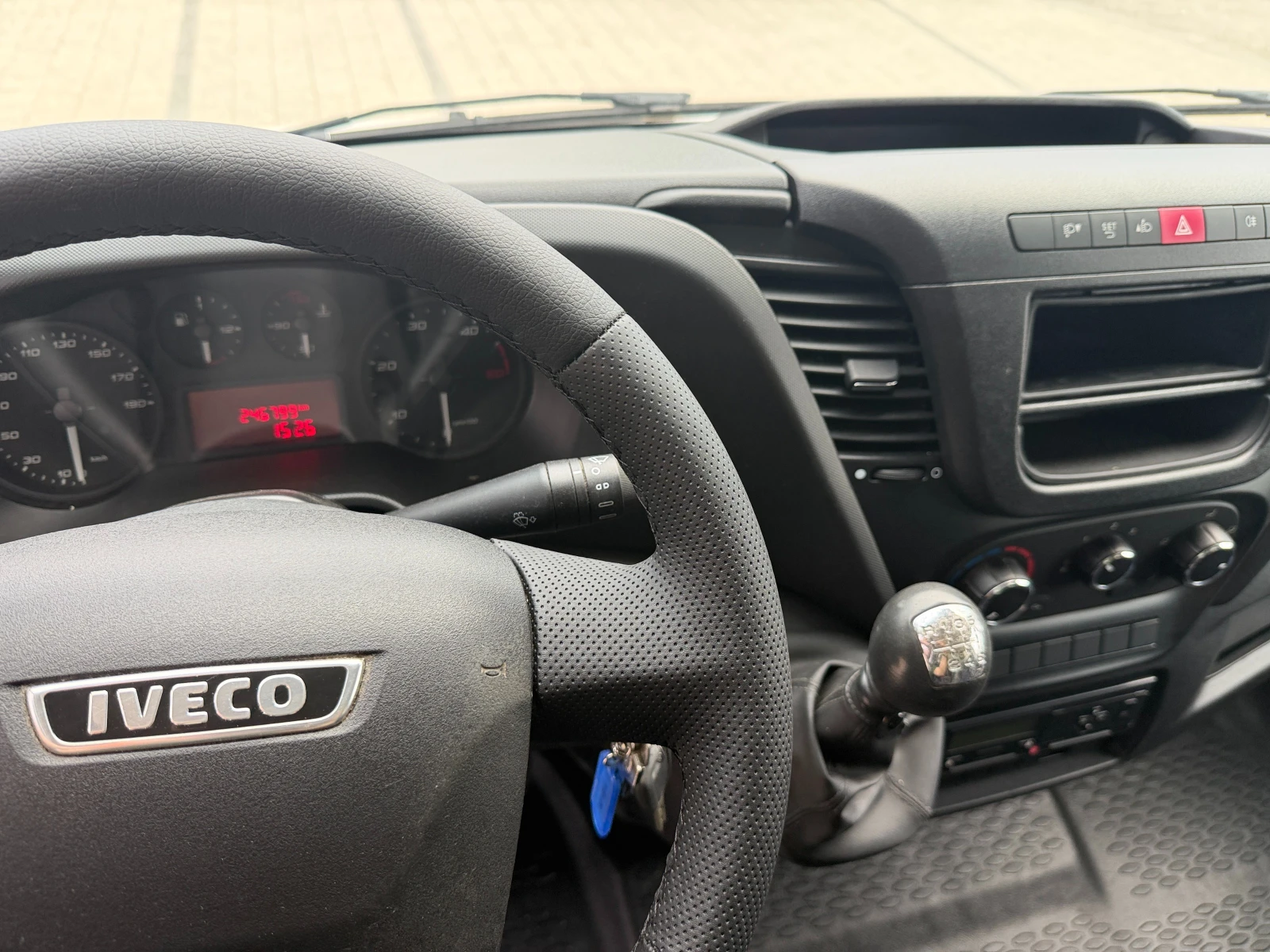 Iveco Daily 60C15 Хладилен + ток 4.10м.  Euro 6B , снимка 10 - Камиони - 55884883