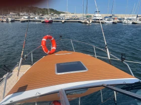 Моторна яхта Sea Ray 230, снимка 4