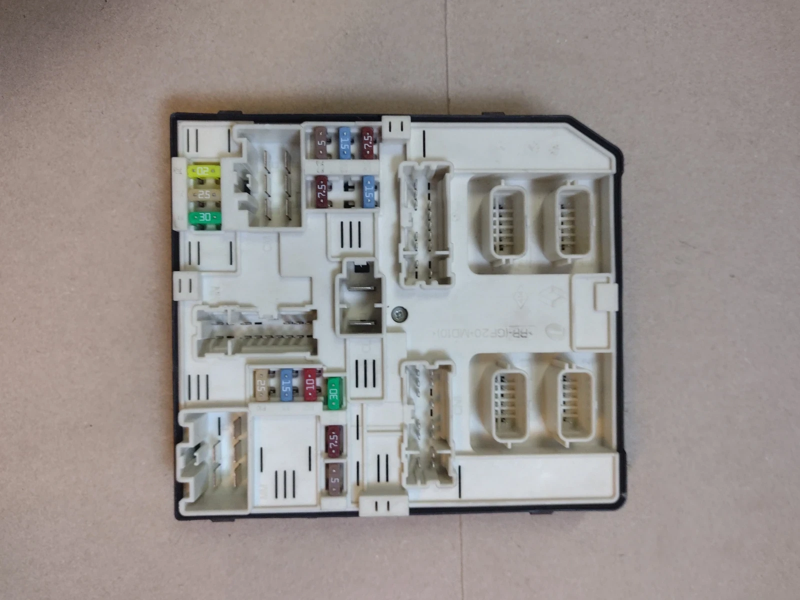 284B68764R  UCM-2010    RENAULT KANGOO II  1.5 DCI 284B68764R--B | Mobile.bg   2