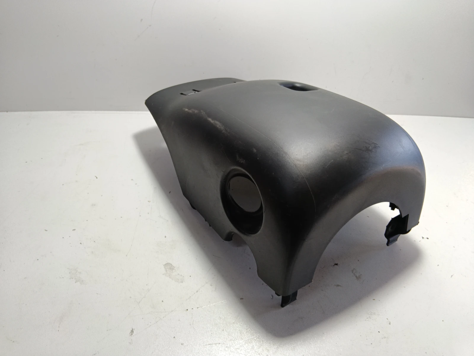 пластмаса под волан 5JA858559C 5JA858559B 5JA858566 Skoda Rapid