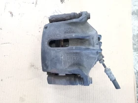 Спирачен апарат преден ляв Ситроен Ц3 Пикасо 1.4Б (ч)