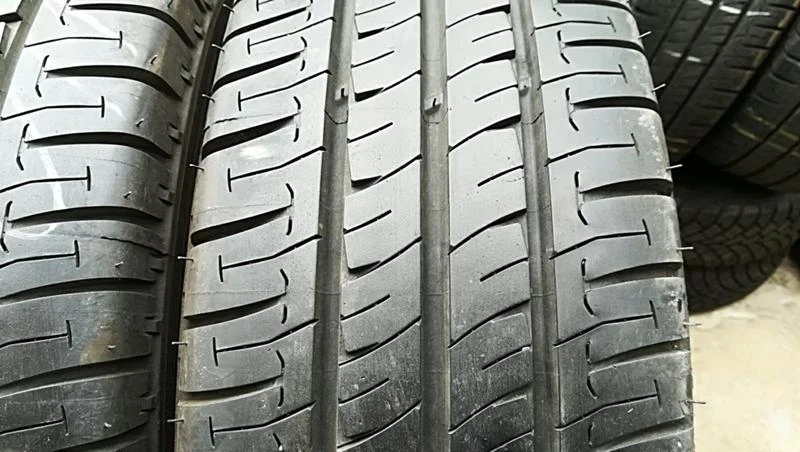 Гуми Летни 215/65R16, снимка 4 - Гуми и джанти - 25471605